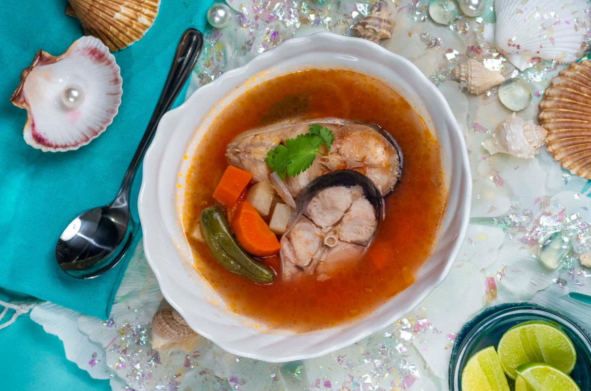 caldo de pescado