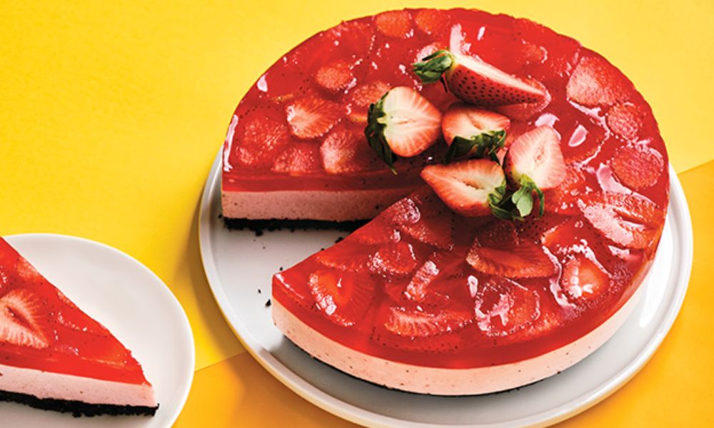 Receta de cheesecake con gelatina de fresa