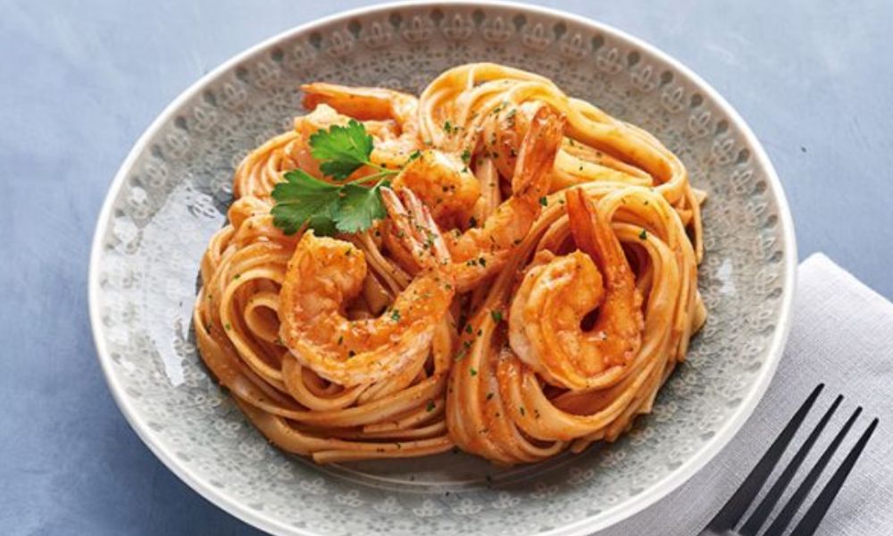 Receta de fettuccine con camarones a la diabla
