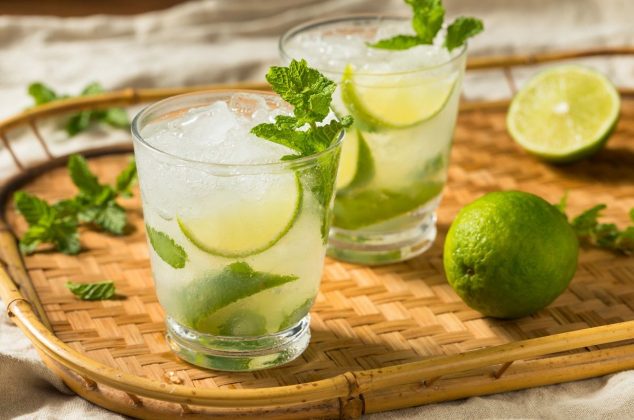 Cómo evitar el sabor amargo en el agua de limón con cáscara (método fácil)