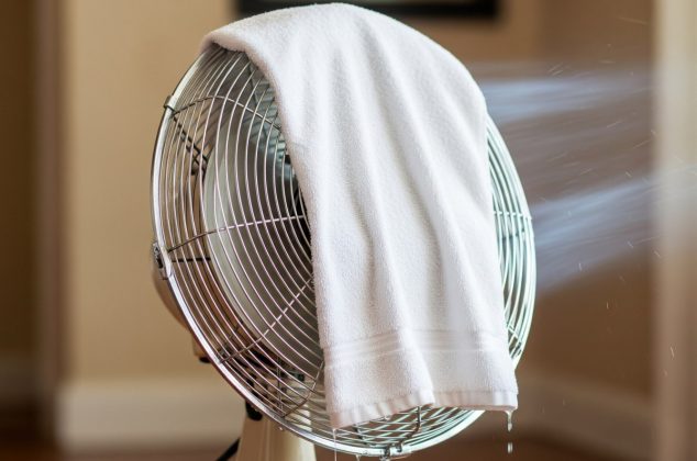 Cómo colgar las toallas mojadas para que se sequen rápido y no huelan a humedad