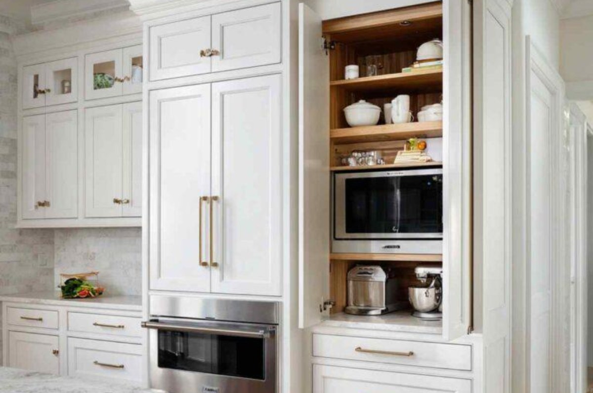 La columna despensa aprovecha el espacio vertical del piso al techo. Foto: Archivo