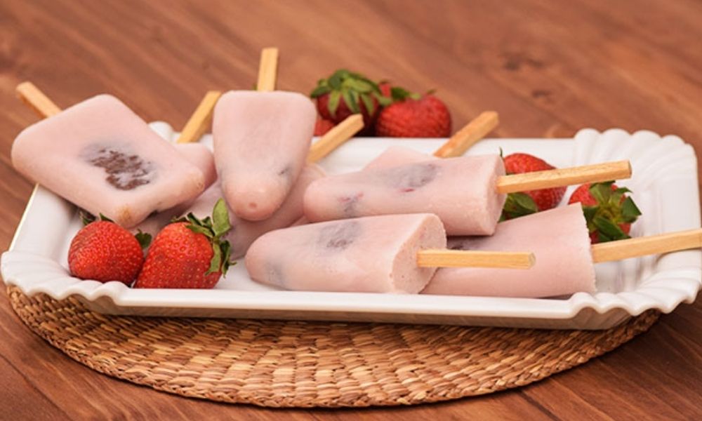 Receta de paletas de hielo de fresa con bubulubus