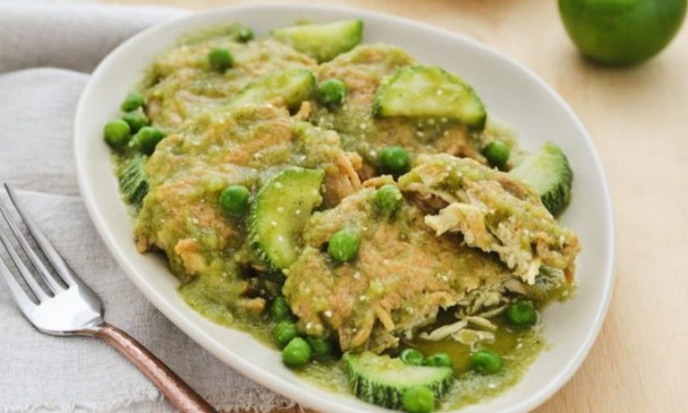 Receta de tortitas de pollo en salsa verde