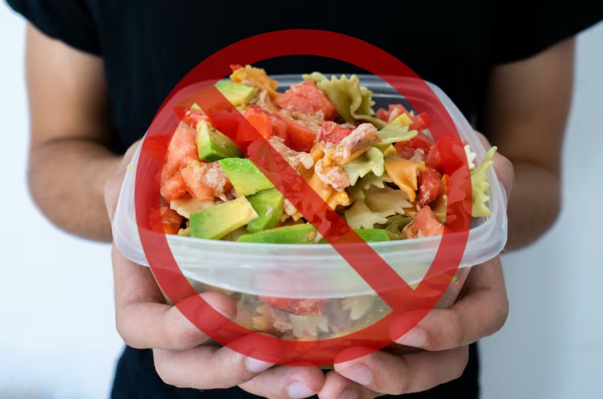 recipientes de plástico tradicionales