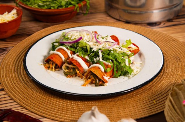 Enchiladas de olla: receta mexicana lista en solo 30 minutos