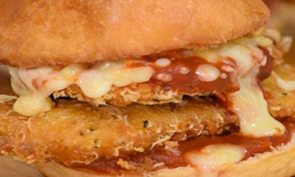 Receta de pollo parmesano para hamburguesa