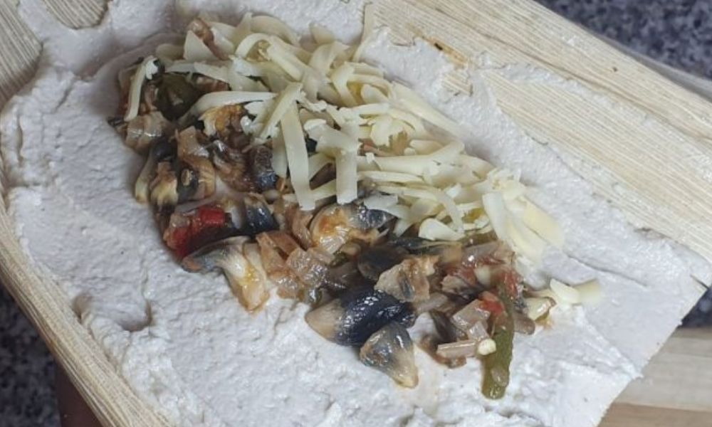 Receta de tamales de huitlacoche con queso