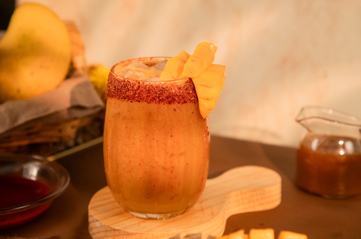 Agua de mango y tamarindo, receta refrescante, dulce y fácil de preparar