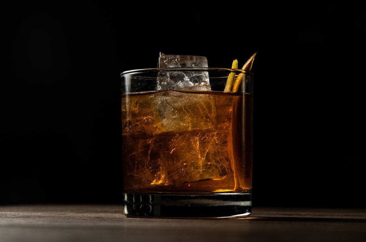 Cofepris alerta por alcohol falso: estas marcas están en la lista.