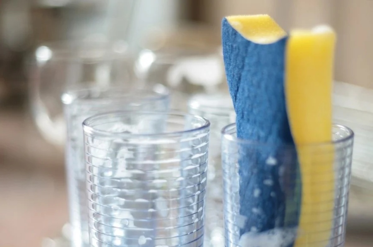 cómo quitar el mal olor de los vasos de vidrio