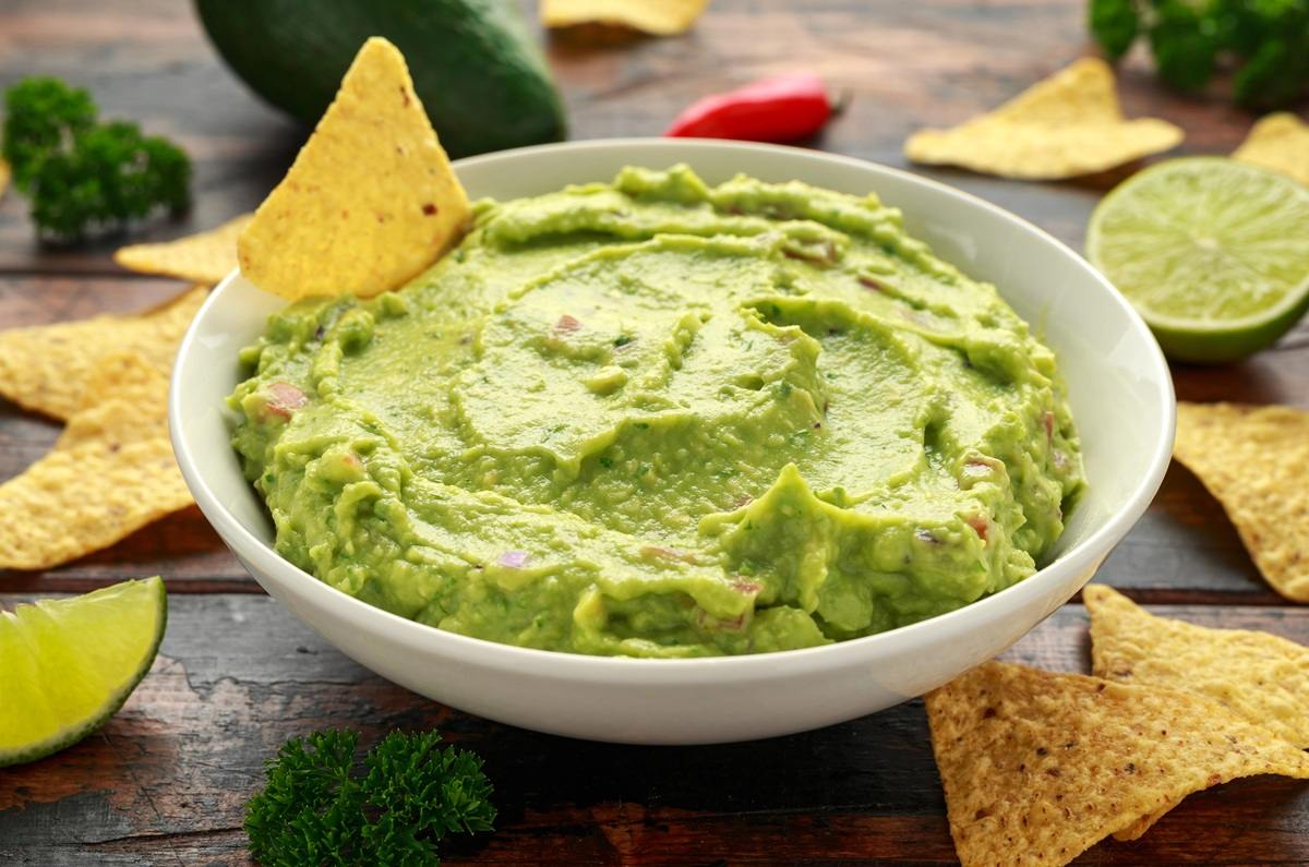 Dip de aguacate en menos de 10 minutos para botanas: receta fácil y rápida