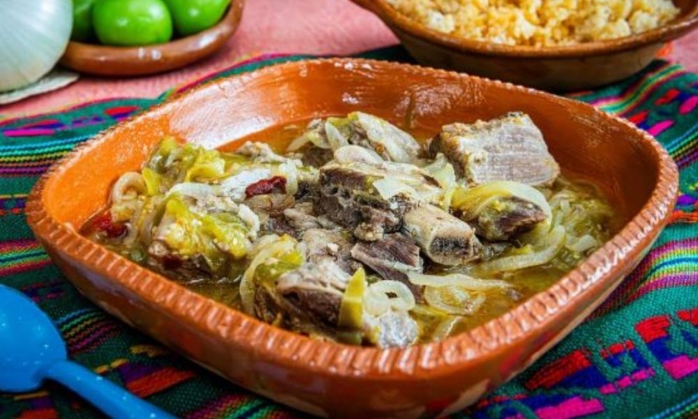 Receta clásica de entomatado de res