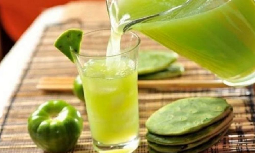Receta de agua de nopal con piña
