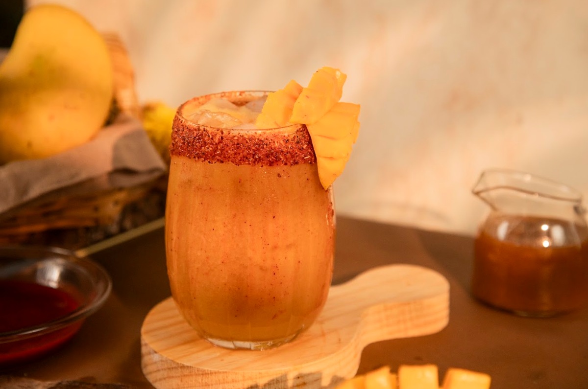 Agua de tamarindo y mango: la bebida casera perfecta para refrescarte