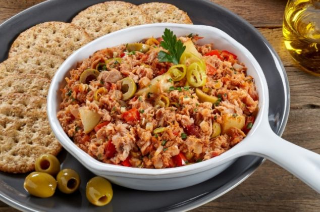Atún a la vizcaína con solo 8 ingredientes