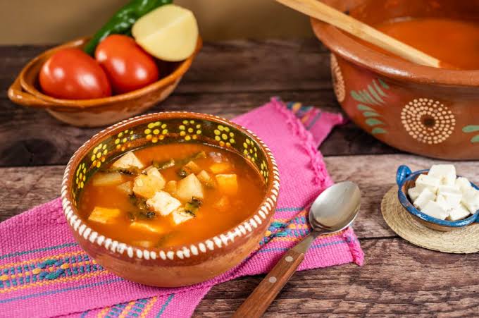 Sopa de papa y queso estilo Sonora